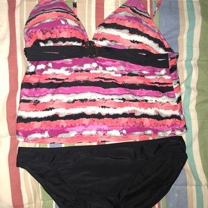 Women’s swimsuit 2 piece tankini size large